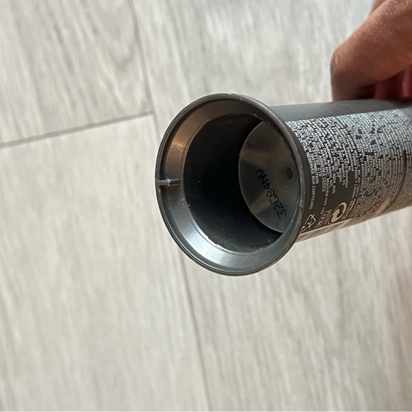 Redken for Men Shine Form Defining Wax + get groomed finishing cream bundle - Picture 5 of 5